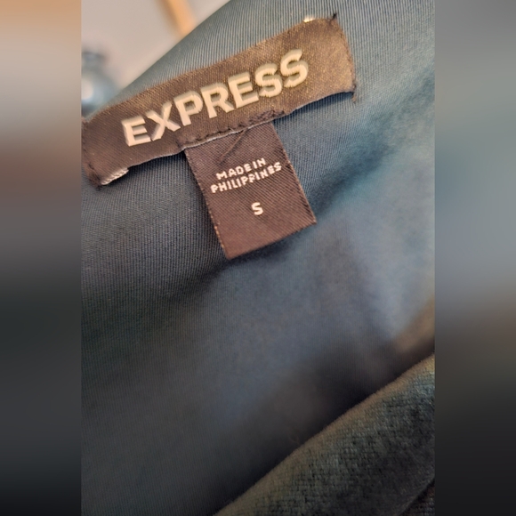 EXPRESS- Velvet- 1 Shoulder- Forrest Green Jumpsuit! Small/Medium - Picture 3 of 7
